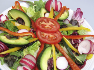 salad_with_avacado
